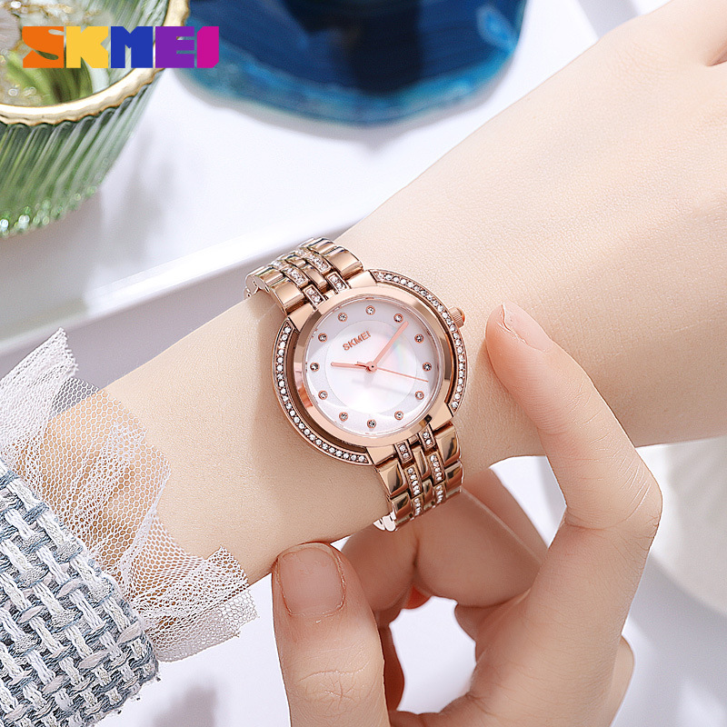 Luxury Watch Display - Женские кварцевые часы-браслет с роскошным циферблатом